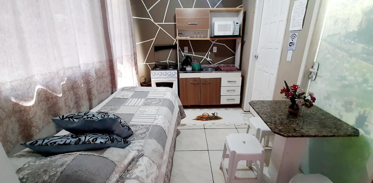 Kitnet K1 Em Torres-Rs - Na Mais Bela Praia Gaucha - Cozinha - Banheiro - Ar Condicionado - Smart Tv 32' - Wi-Fi - Anfitria Superhost No Bnb Exteriör bild